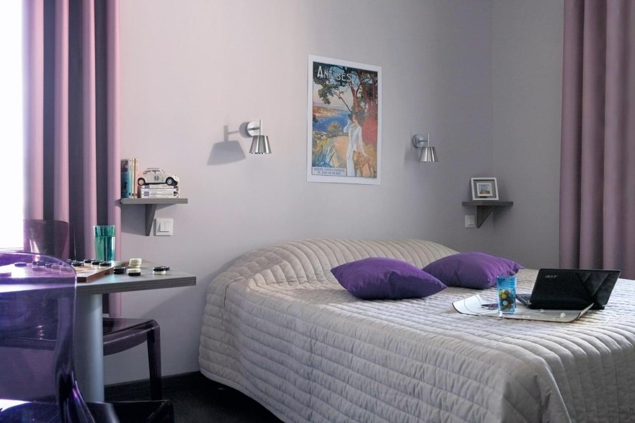Résidence Aragon Juan-les-Pins Habitación foto